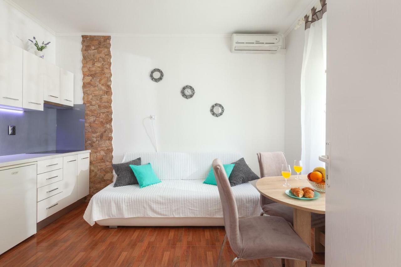Apartments R Makarska Zewnętrze zdjęcie