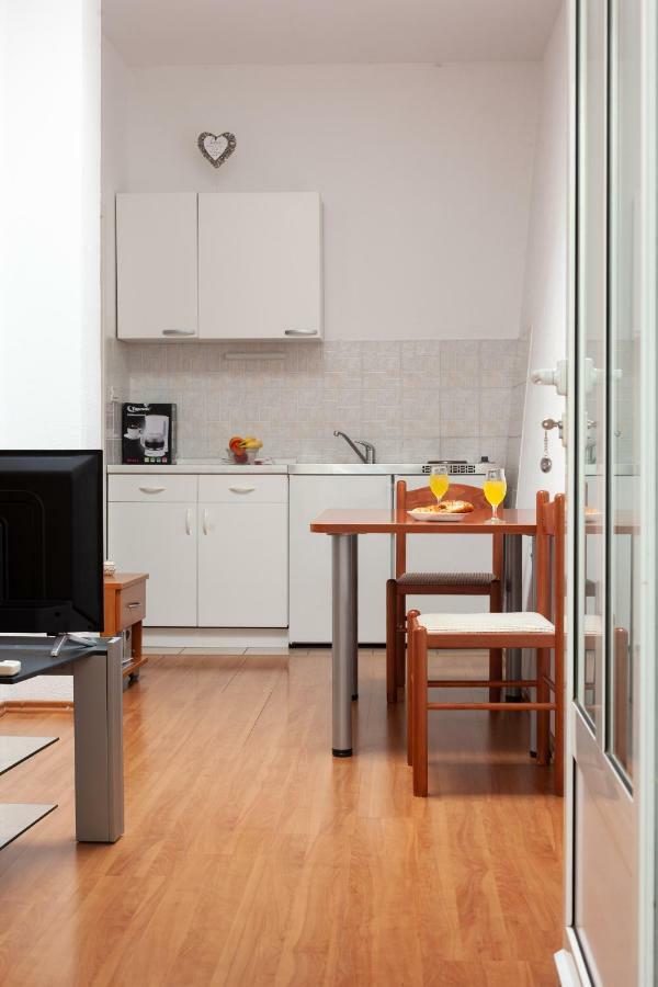 Apartments R Makarska Zewnętrze zdjęcie