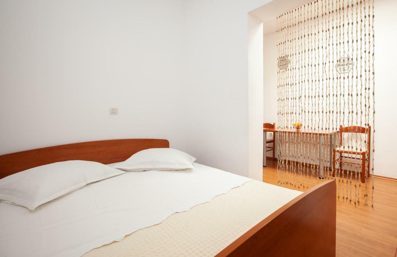 Apartments R Makarska Zewnętrze zdjęcie