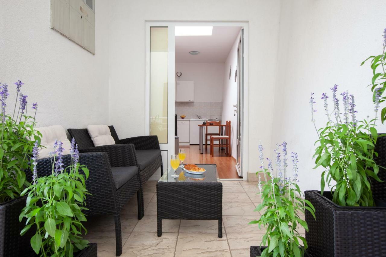 Apartments R Makarska Zewnętrze zdjęcie