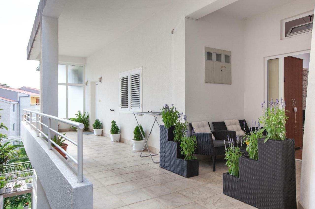 Apartments R Makarska Zewnętrze zdjęcie